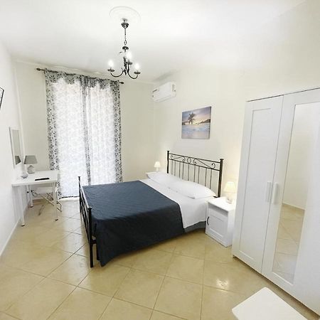 קסטלמרה די סטביה Flavia Apartment מראה חיצוני תמונה